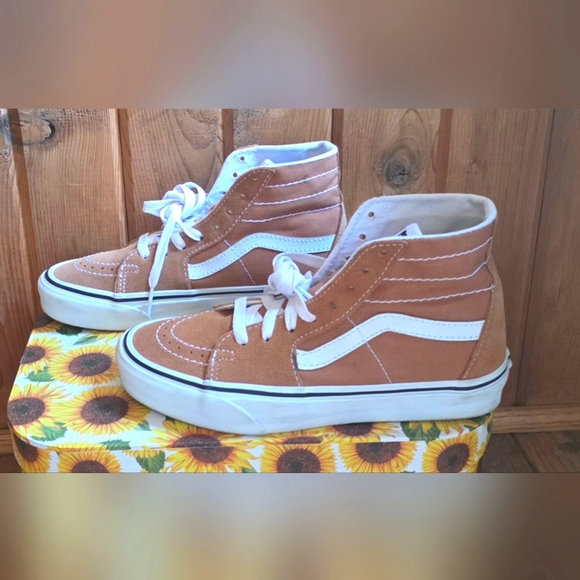 Vans Tan and White High Top Sneakers with Stripe - Picture 3 of 14